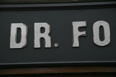 Dr. Footprints shop sign